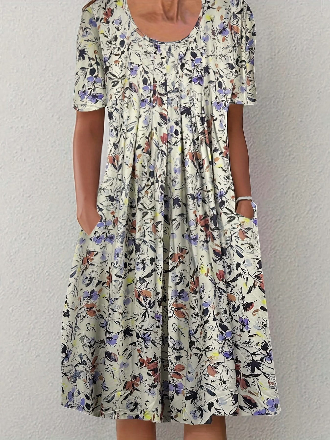 Flora – Floral Pleated Dress