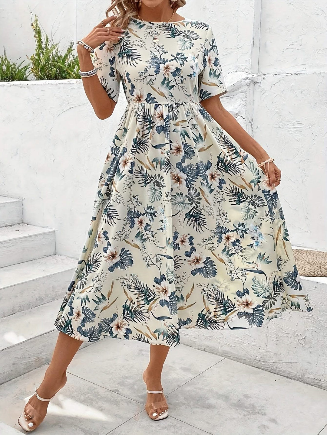 Elara – tummy-friendly Short-Sleeve Dress