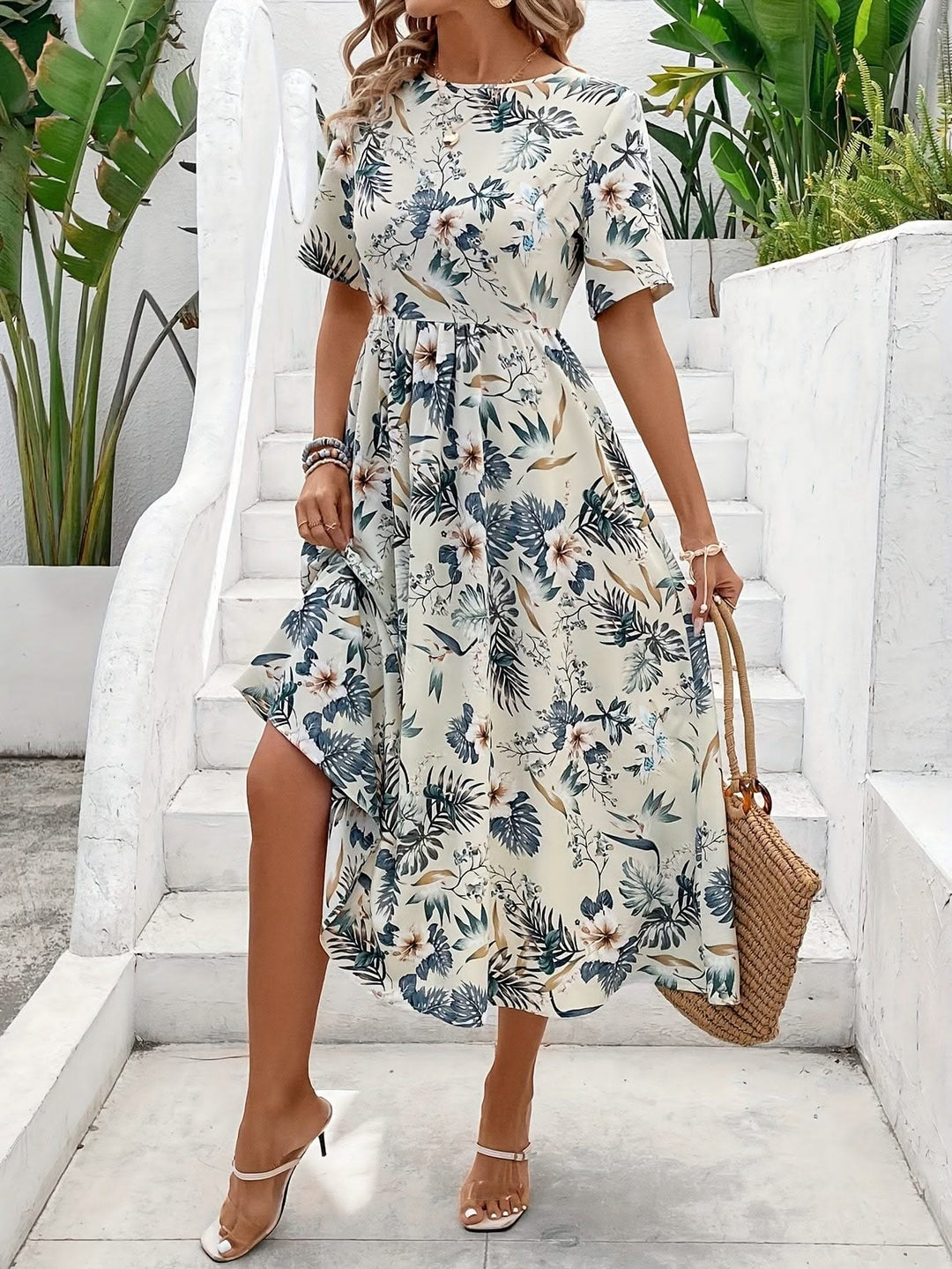 Elara – tummy-friendly Short-Sleeve Dress