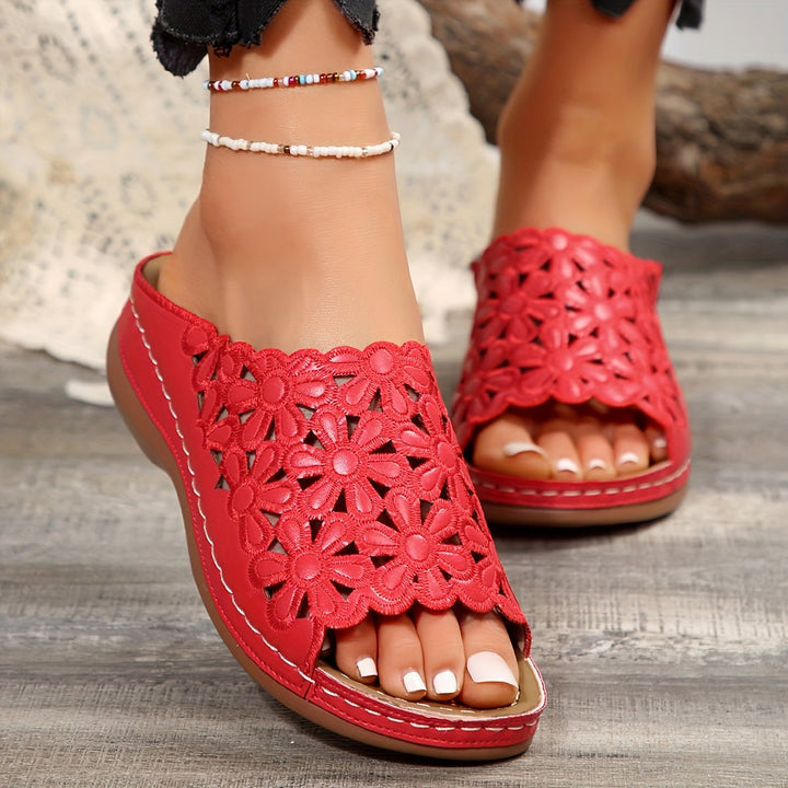 Mira – Laser Cut Fish Mouth Slippers