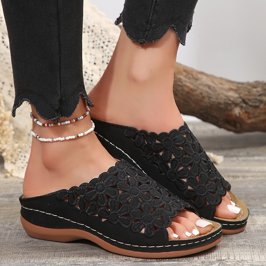 Mira – Laser Cut Fish Mouth Slippers