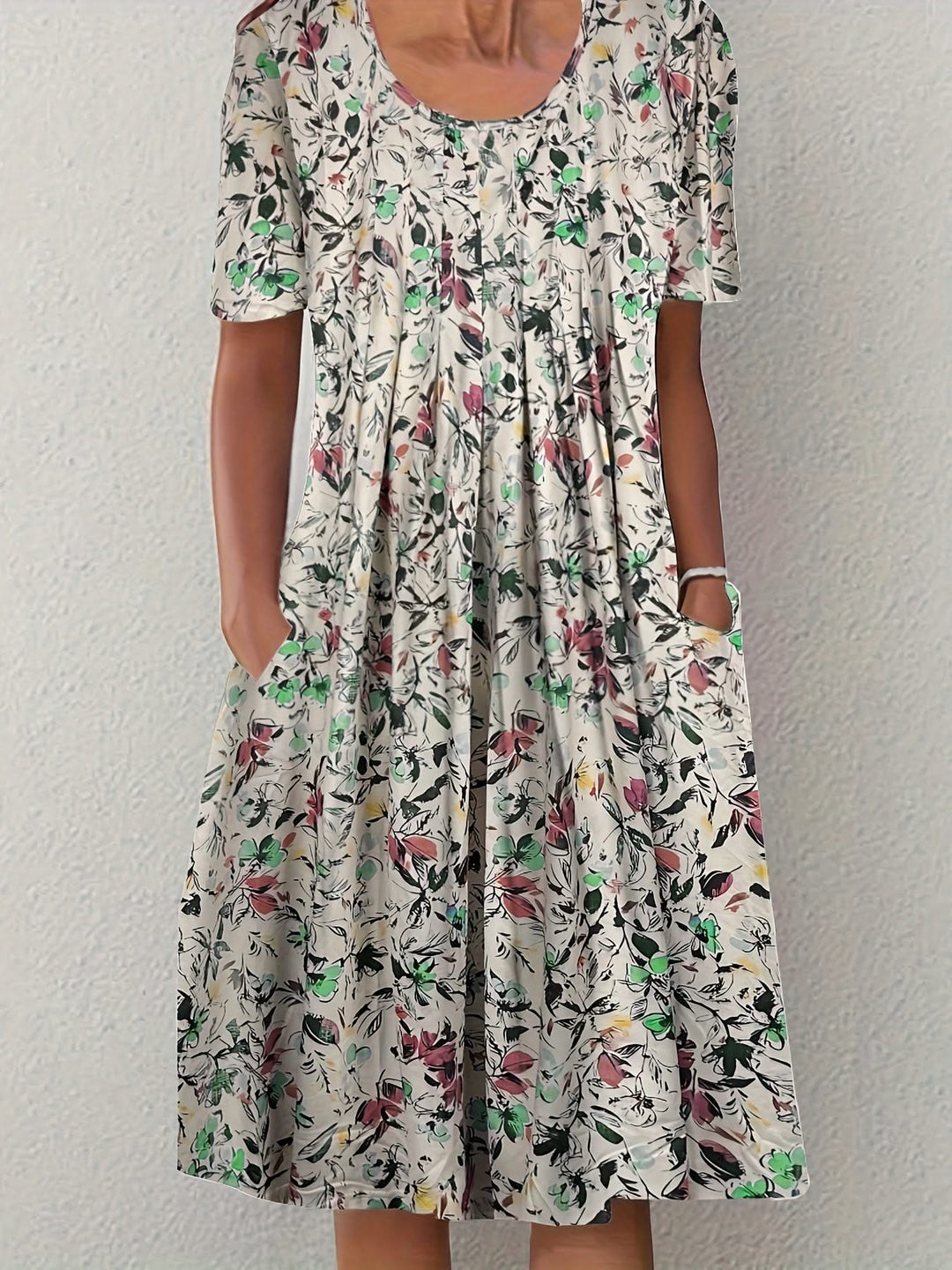 Flora – Floral Pleated Dress
