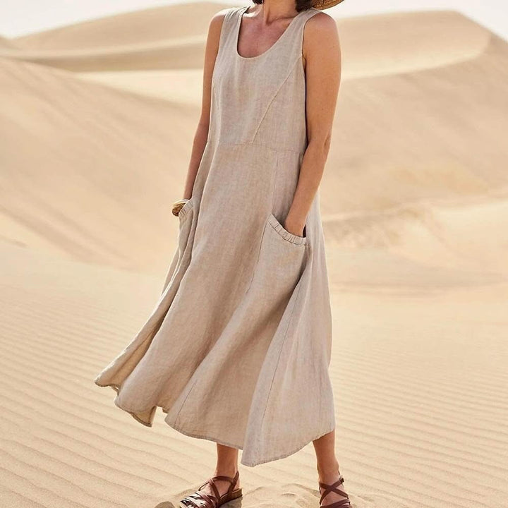 Keily | sleeveless tummy-covering dress