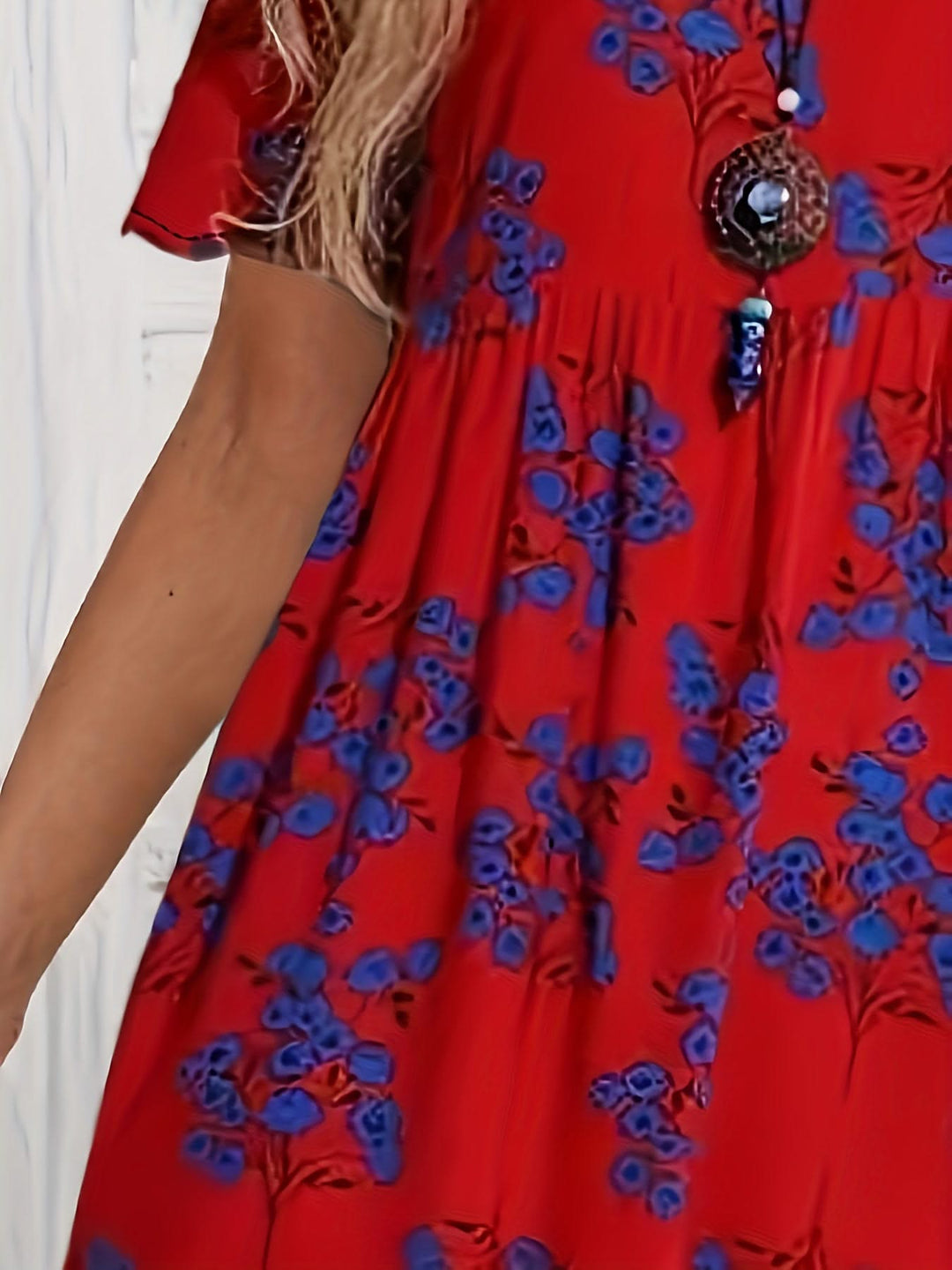 Ivy – Floral Midi Dress